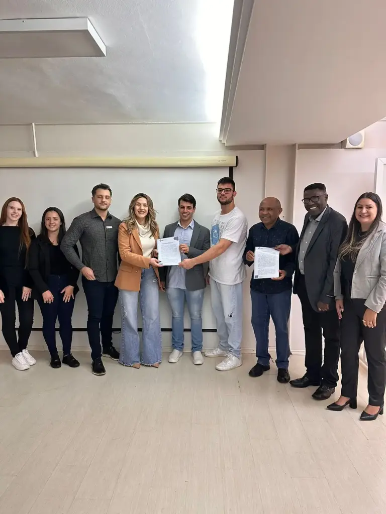Comportamento do consumidor FABE e ACIM