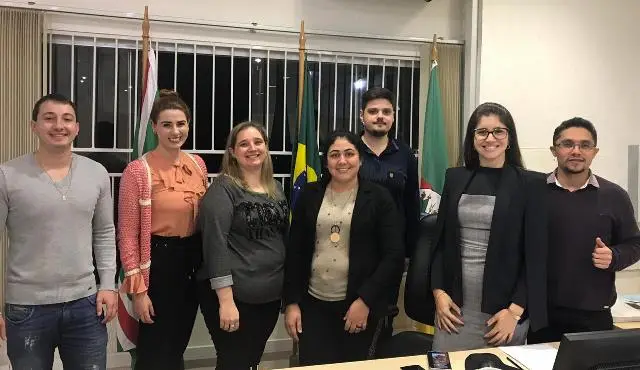 Estudantes acompanham atividade da Justiça do Trabalho