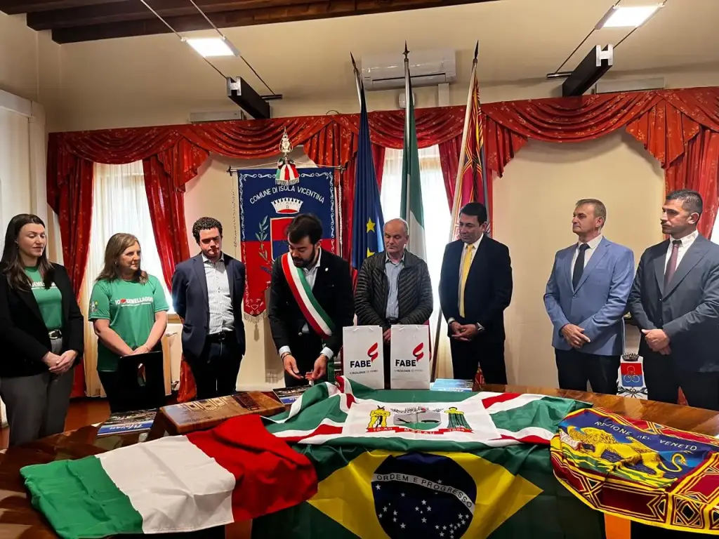 Professoras da FABE participam de missão na Itália